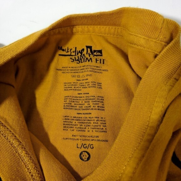 Quiksilver Mustard Slim Fit Logo Short Sleeve Tee Shirt Mens Large Crew Neck - Picture 5 of 5